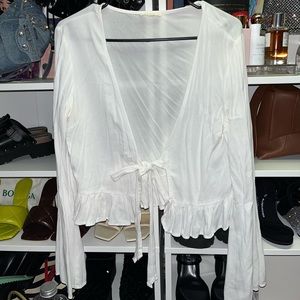 Pacsun long sleeve front tie cropped blouse